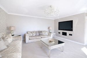 Photo 27- click for photo gallery